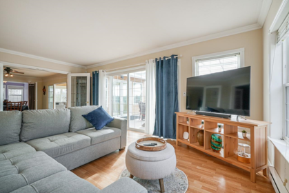 Basement Recreation Room Photo of 11502 Wood Street, Maple Ridge, BC
