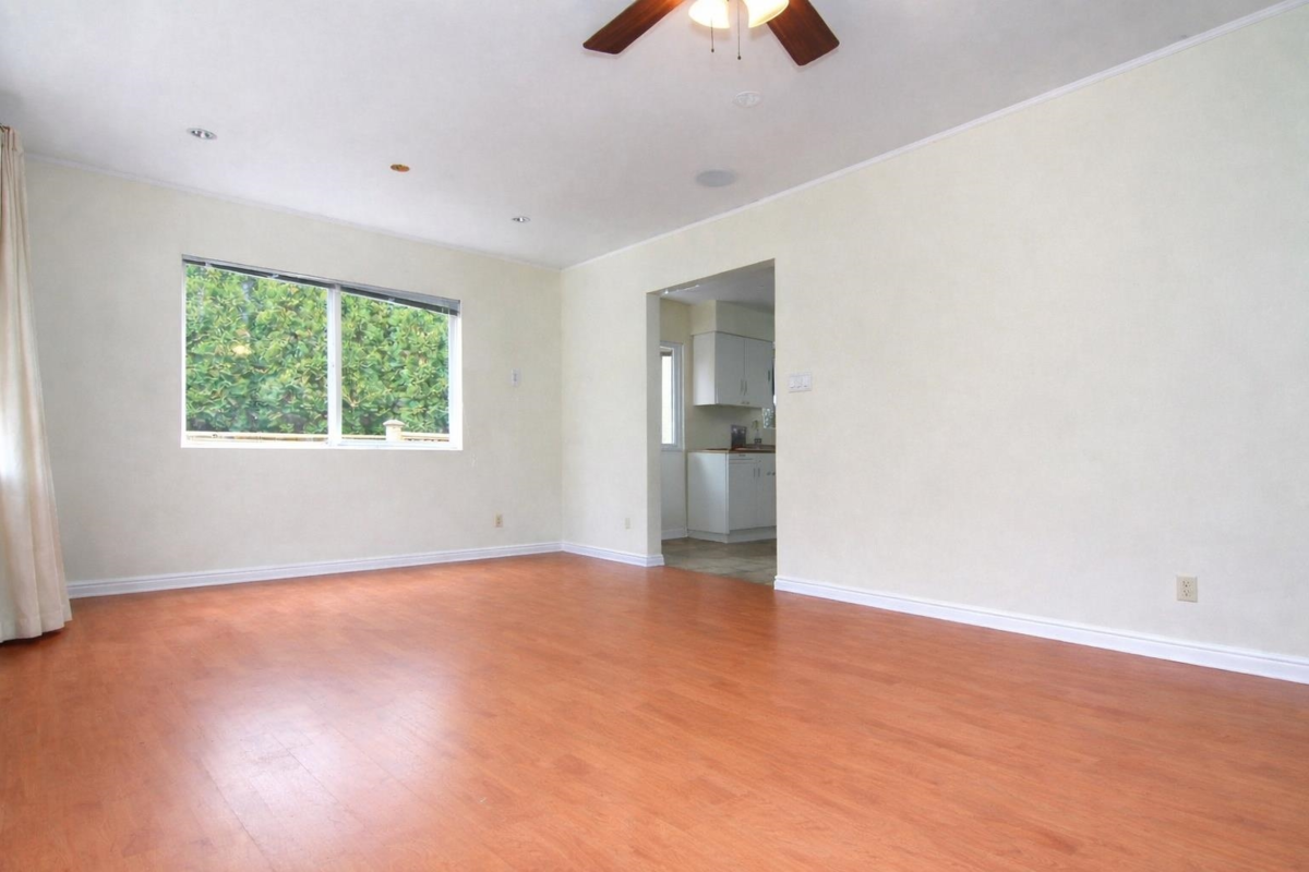Dining Area Photo of 13475 Hilton Road, Surrey, BC