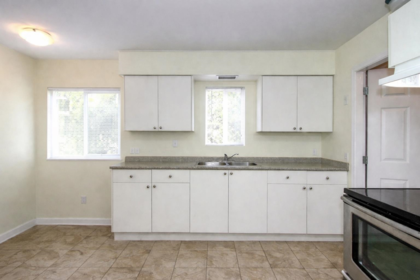 Kitchen Photo of 13475 Hilton Road, Surrey, BC