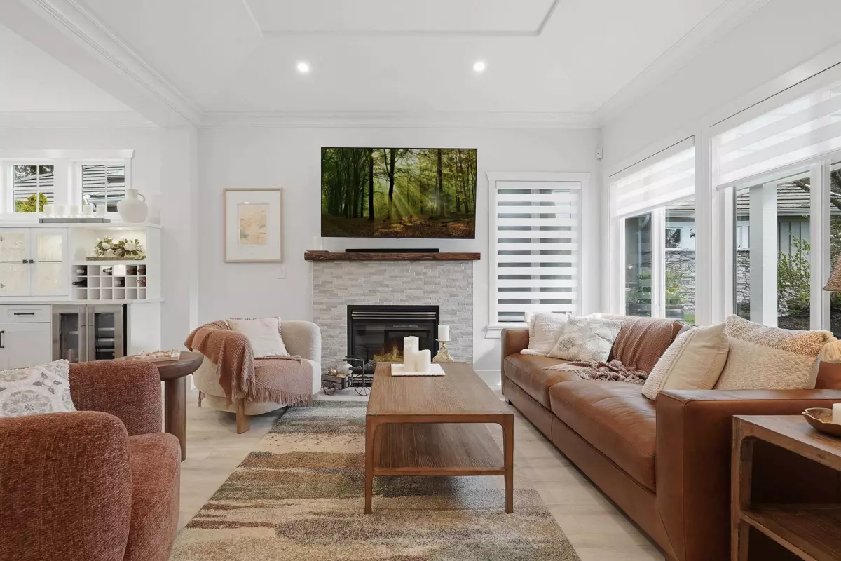 Family Room Photo of 5 18088 8 Avenue, Surrey, BC