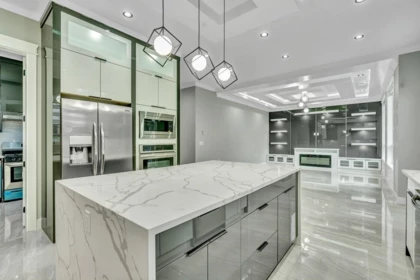 Basement Recreation Room Photo of 17247 59 Avenue, Surrey, BC