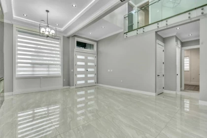 Kitchen Photo of 17247 59 Avenue, Surrey, BC