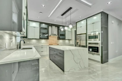 Office / Den Photo of 17247 59 Avenue, Surrey, BC