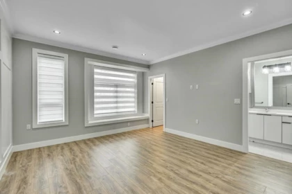 Staircase Photo of 17247 59 Avenue, Surrey, BC