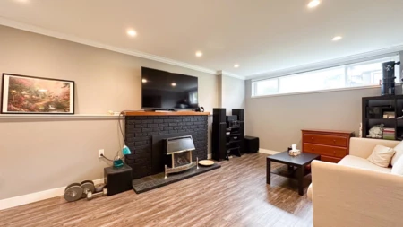 Laundry Room Photo of 56 Warwick Avenue, Burnaby, BC