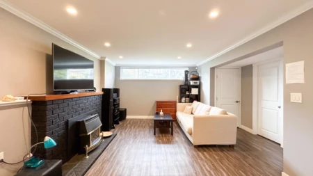 Mudroom Photo of 56 Warwick Avenue, Burnaby, BC