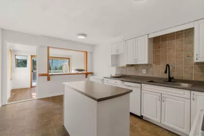 1431 Elinor Crescent, Port Coquitlam, BC, Port Coquitlam — Half Duplex for sale