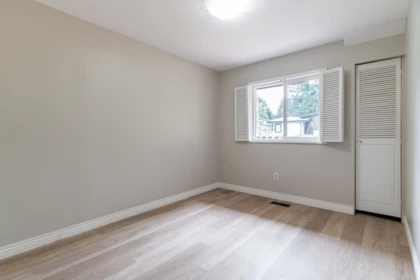 Hallway Photo of 8649 Sunbury Place, Delta, BC