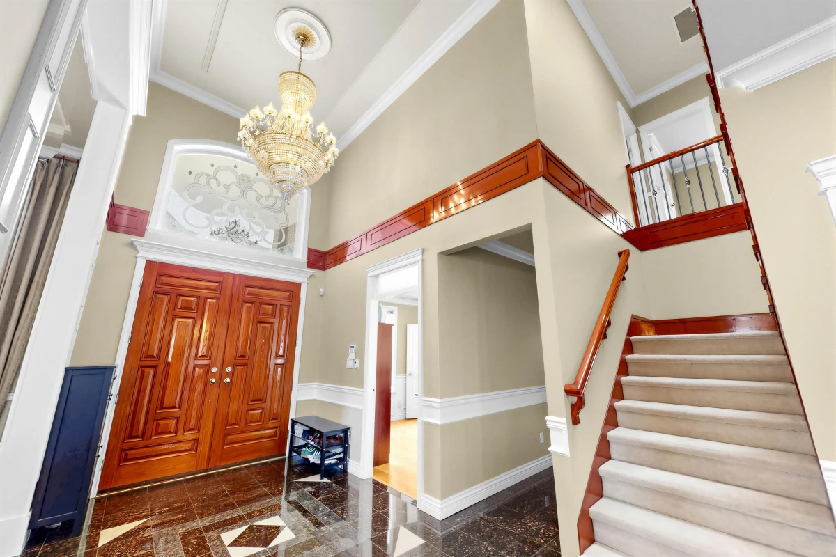 Living Room Photo of 9140 Pinewell Crescent, Richmond, BC