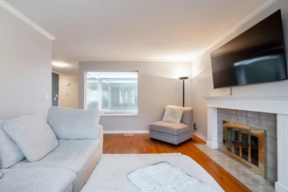 Loft / Bonus Room Photo of 1285 163 A Street, White Rock, BC
