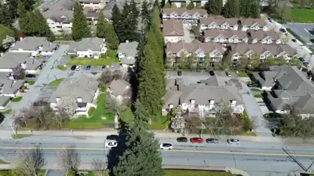 Garden / Landscaping Photo of 112 16031 82 Avenue, Surrey, BC