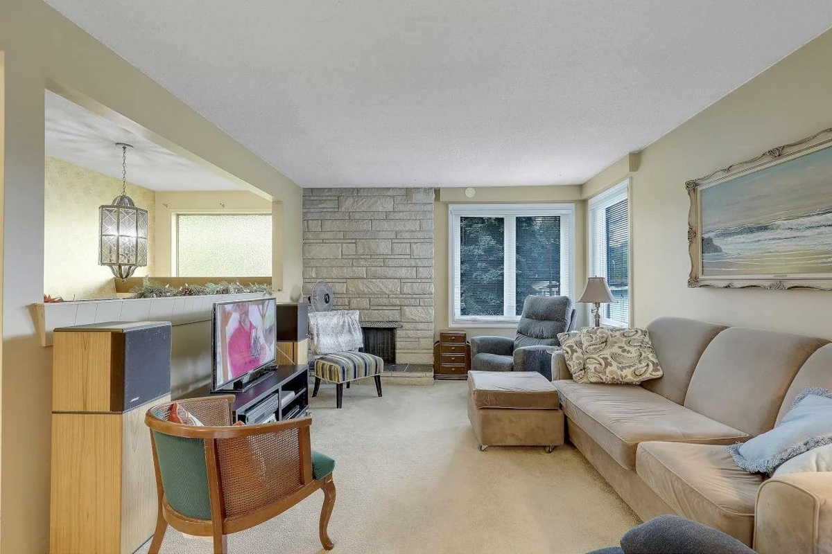 Dining Area Photo of 12969 Old Yale Road, Surrey, BC