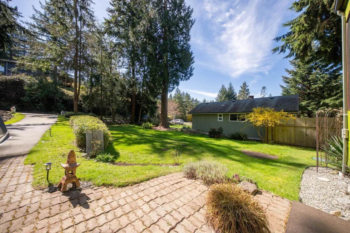 Exterior Rear Photo of 1540 Tunstall Boulevard, Bowen Island, BC