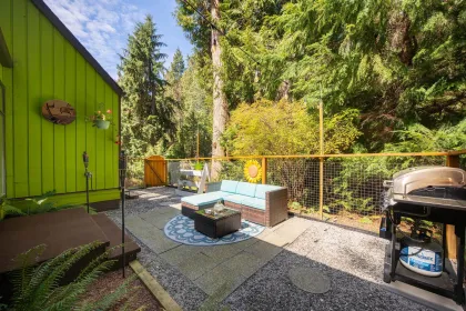 Front Yard Photo of 1540 Tunstall Boulevard, Bowen Island, BC
