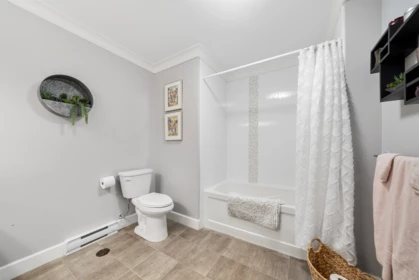 Hallway Photo of 301 45746 Keith Wilson Road, Chilliwack, BC