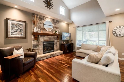 Breakfast Nook Photo of 13333 Balsam Street, Maple Ridge, BC