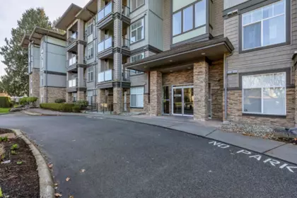 105 33338 Mayfair Avenue, Abbotsford, BC, Abbotsford — Apartment/Condo for sale
