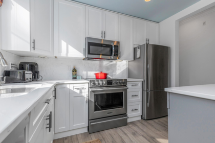 Primary Bedroom Photo of 105 33338 Mayfair Avenue, Abbotsford, BC