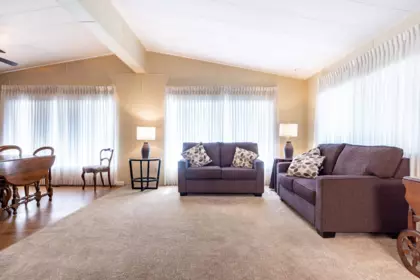35 2120 King George Boulevard, Surrey, BC, Surrey — Manufactured On Land for sale