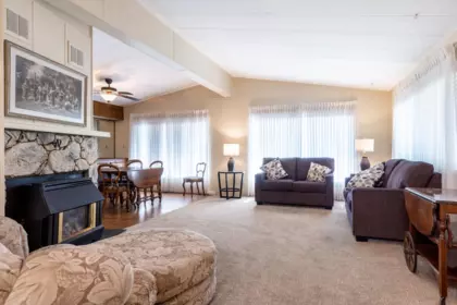 35 2120 King George Boulevard, Surrey, BC, Surrey — Manufactured On Land for sale
