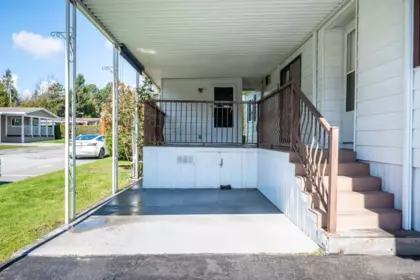35 2120 King George Boulevard, Surrey, BC, Surrey — Manufactured On Land for sale