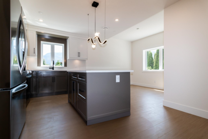 1108 Magee Street, Squamish, BC, Squamish — Row House (Non-Strata) for sale