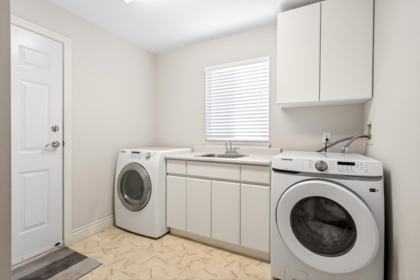 Basement Recreation Room Photo of 1671 Mallard Court, Coquitlam, BC
