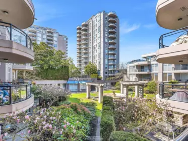219 8480 Granville Avenue, Richmond, BC, Richmond — Apartment/Condo for sale