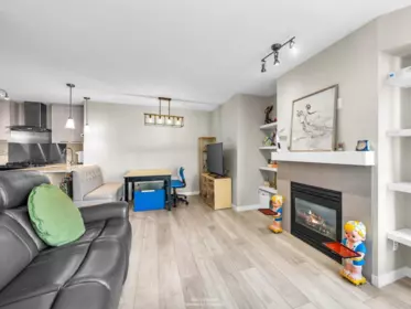 Laundry Room Photo of 219 8480 Granville Avenue, Richmond, BC