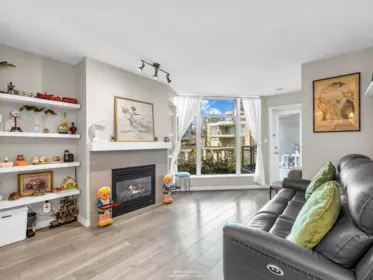 Loft / Bonus Room Photo of 219 8480 Granville Avenue, Richmond, BC