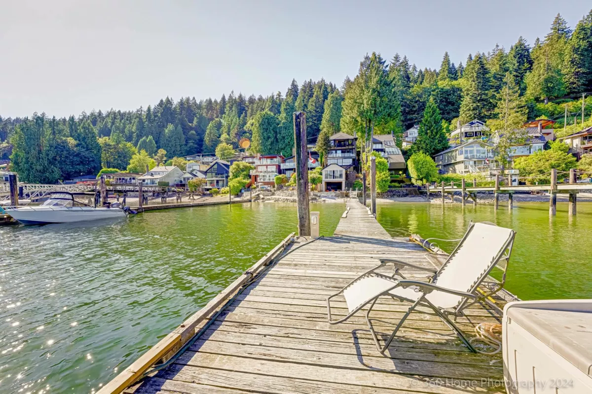 Family Room Photo of 2660 Panorama Drive, North Vancouver, BC