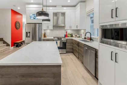 Kitchen Photo of 17188 1 Avenue, Surrey, BC
