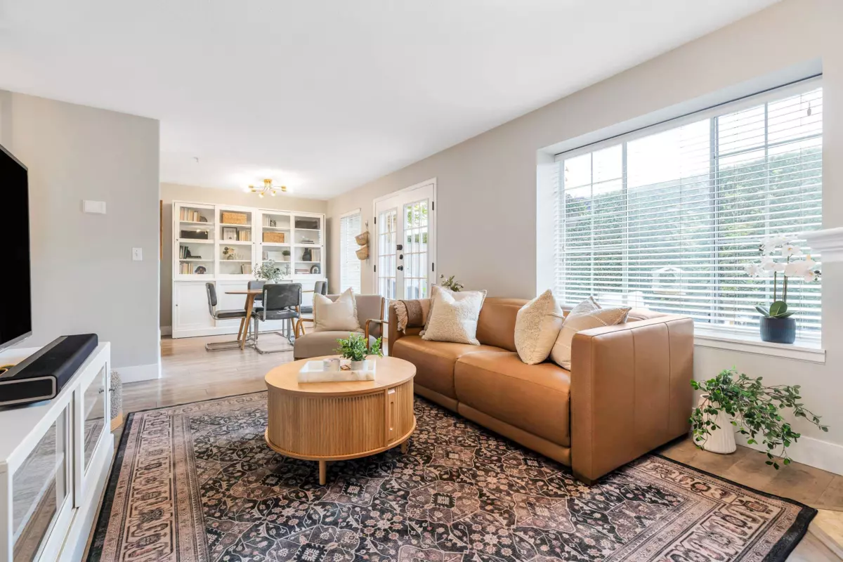 Dining Area Photo of 6 12268 189a Street, Pitt Meadows, BC