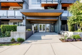 311 707 Como Lake Avenue, Coquitlam, BC