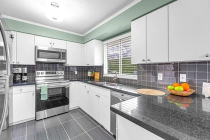 28 10130 155 Street, Surrey, BC, Surrey — Townhouse for sale