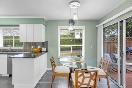 28 10130 155 Street, Surrey, BC, Surrey — Townhouse for sale