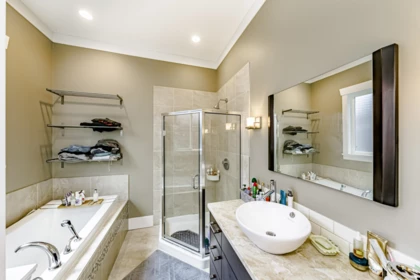 Walk-In Closet Photo of 46778 Sylvan Drive, Sardis, BC