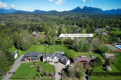 Community Amenities Photo (Clubhouse) of 24341 124 Avenue, Maple Ridge, BC