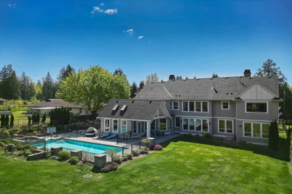 Hot Tub / Spa Photo of 24341 124 Avenue, Maple Ridge, BC