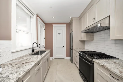 Walk-In Closet Photo of 24341 124 Avenue, Maple Ridge, BC
