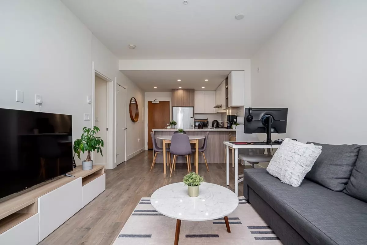 Dining Area Photo of 611 750 Dogwood Street, Coquitlam, BC