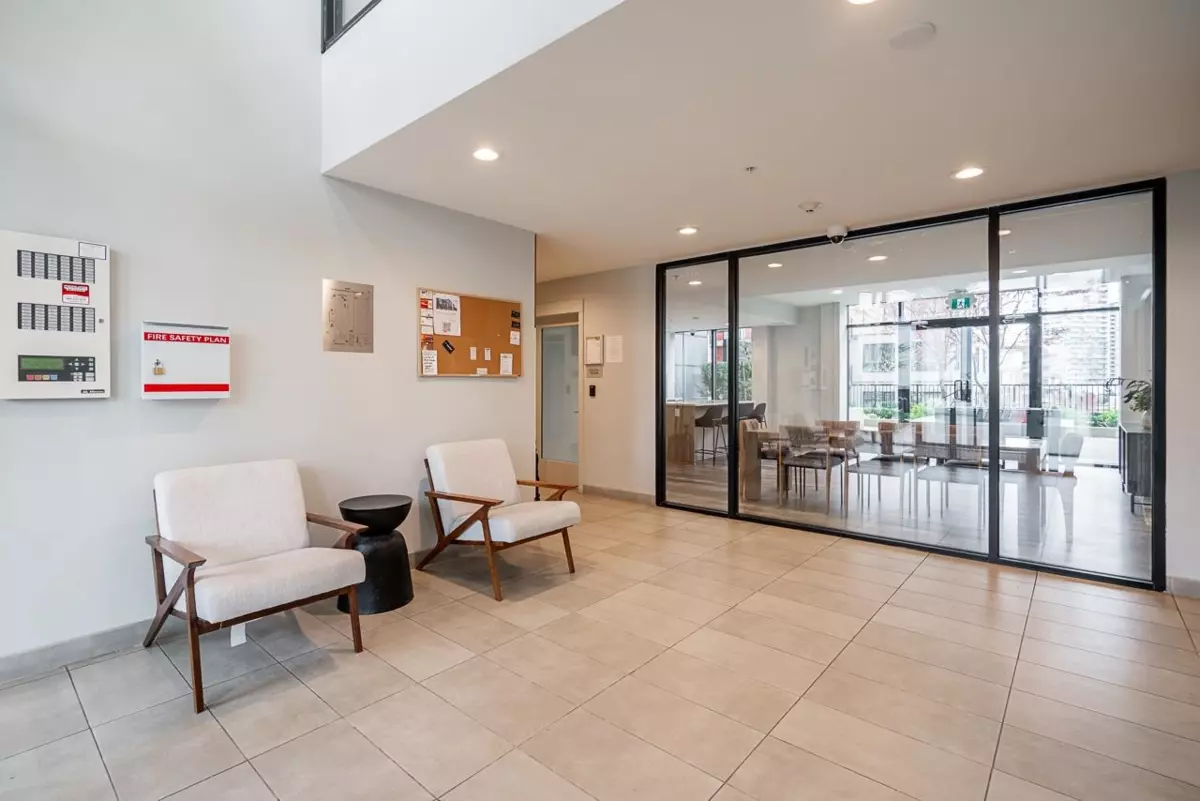 Family Room Photo of 611 750 Dogwood Street, Coquitlam, BC