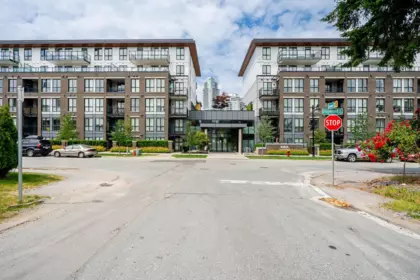 Hot Tub / Spa Photo of 611 750 Dogwood Street, Coquitlam, BC