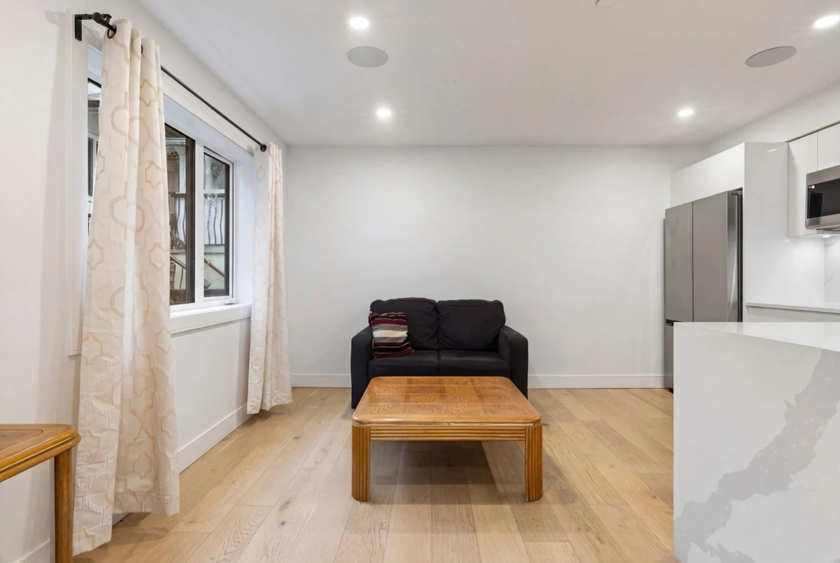 Living Room Photo of 2885 E Georgia Street, Vancouver, BC