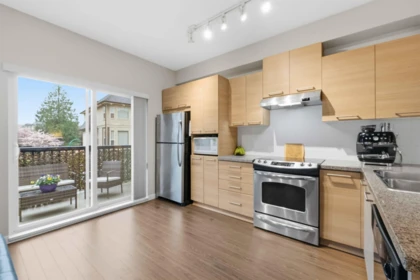 Kitchen Photo of 32 7938 209 Street, Langley, BC