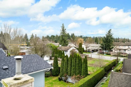 Mudroom Photo of 25 2378 Rindall Avenue, Port Coquitlam, BC