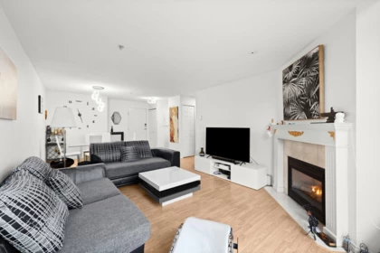 Primary Bedroom Photo of 25 2378 Rindall Avenue, Port Coquitlam, BC