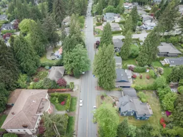 Front Yard Photo of 435 E Osborne Road, North Vancouver, BC