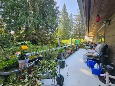 Mudroom Photo of 435 E Osborne Road, North Vancouver, BC