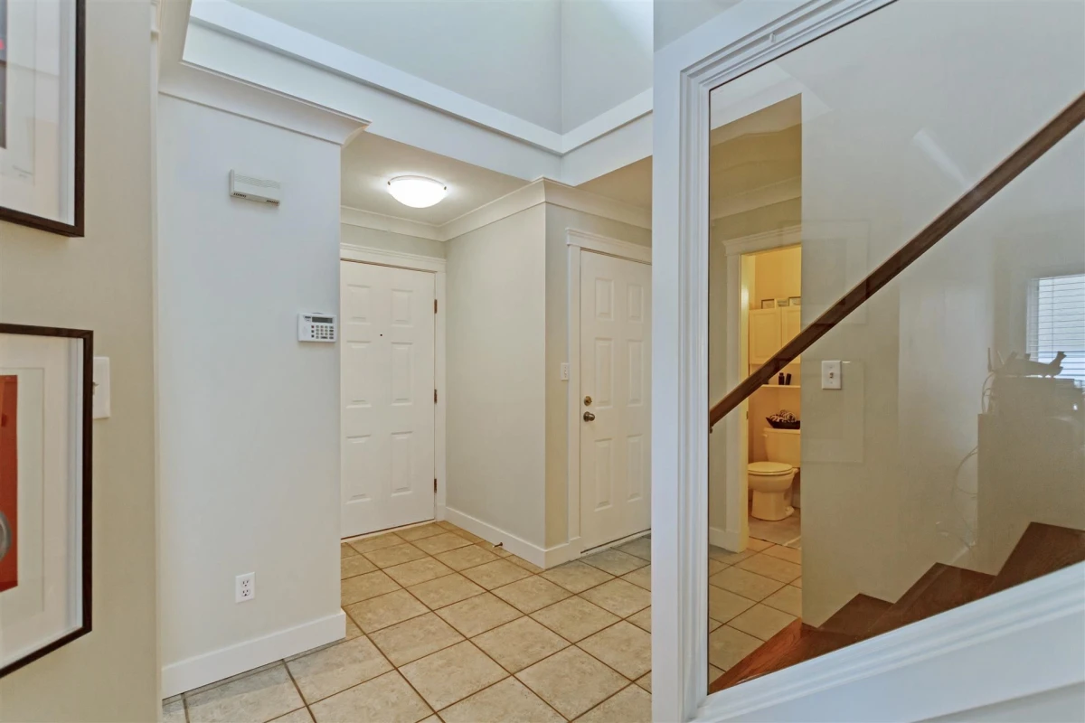 Living Room Photo of 22890 Purdey Avenue, Maple Ridge, BC